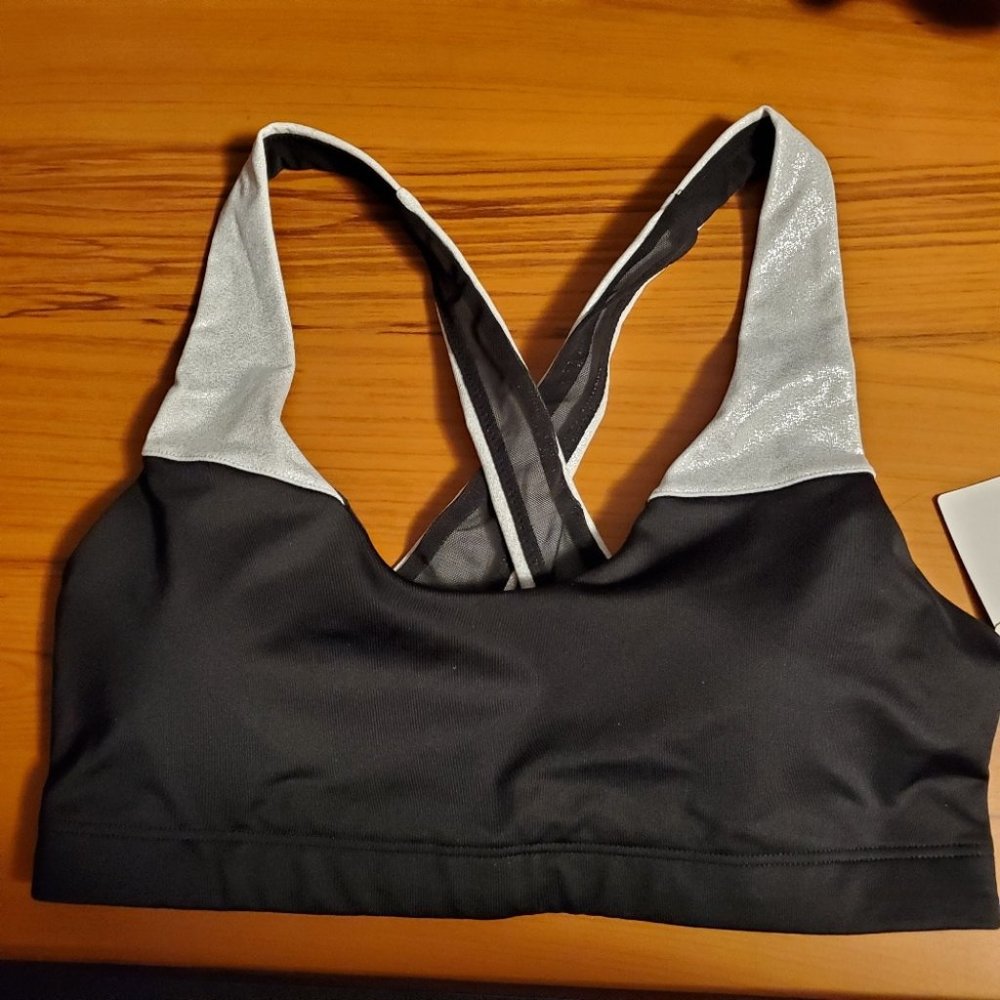 VS Sport bra Small NWT
